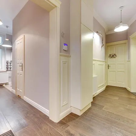 Lion - Nord Star Apartment *